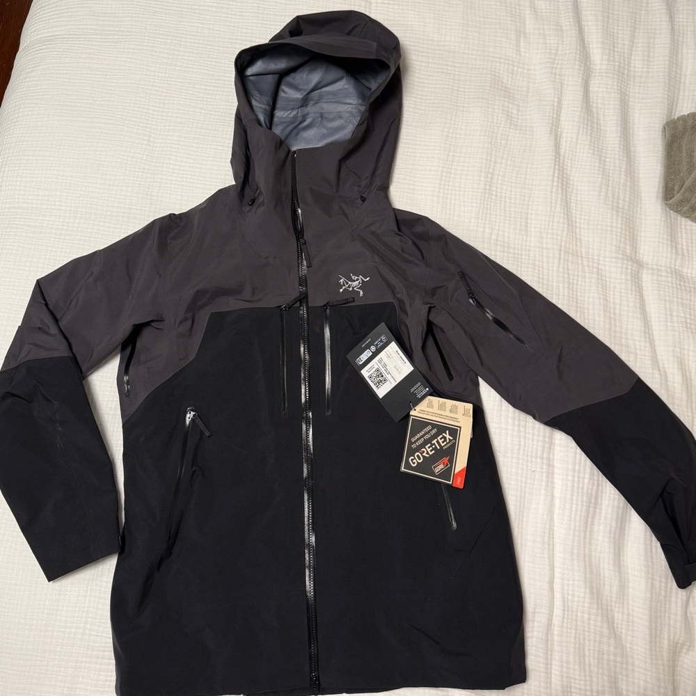 Arc’teryx Rush Jacket